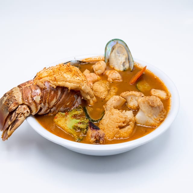 Sopa de Mariscos (Seafood Soup).
